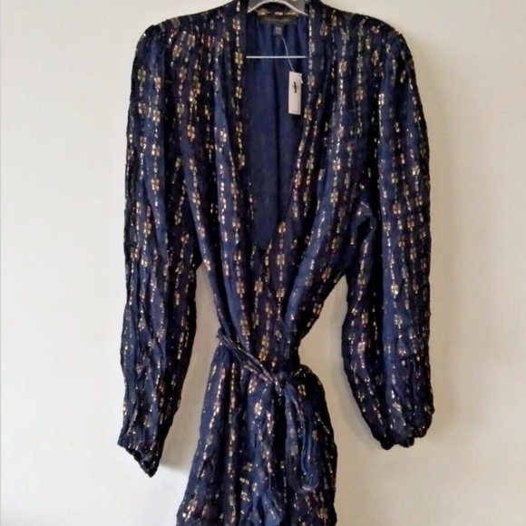 Banana Republic's Aida Jacquard Wrap Dress iShimmer Gold Navy Blue - Picture 4 of 6